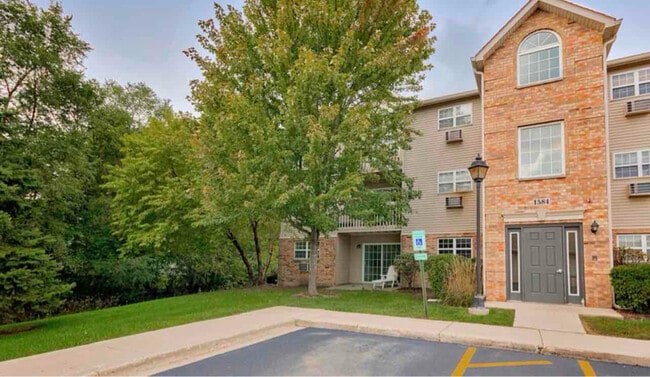 Building Photo - 1584 Crystal Rock Ct