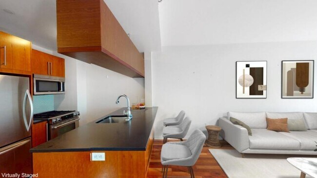 Foto del edificio - 1 bedroom in LONG ISLAND CITY NY 11101