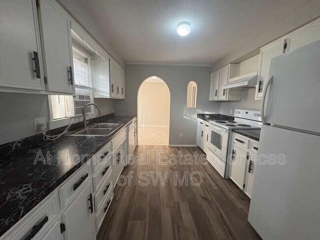 Foto del edificio - 1911 N Old Orchard Ave