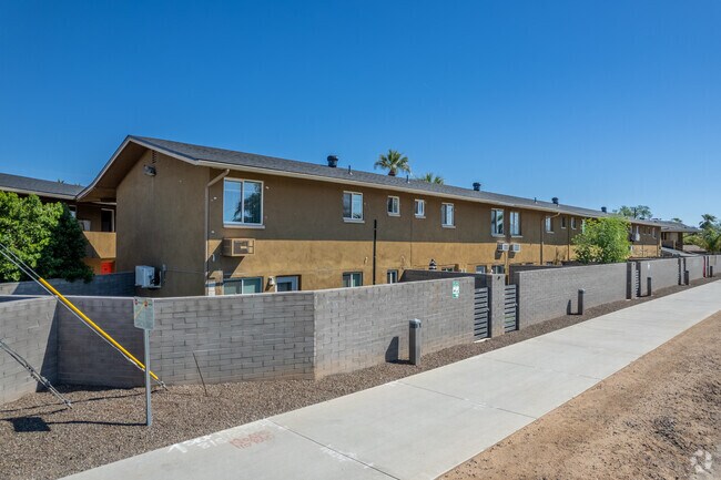 Foto del edificio - Brookview Condominiums