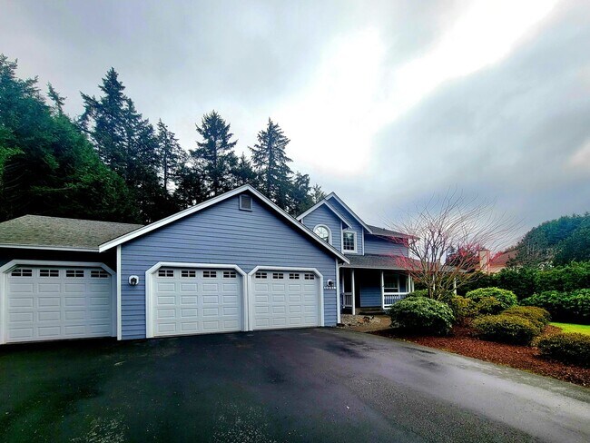 Foto del edificio - Gorgeous, Spacious 4 bed Home, CK Schools,...