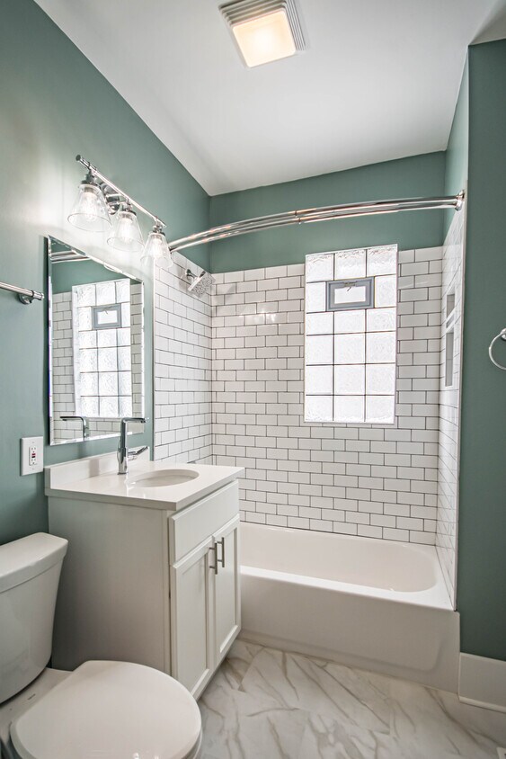Foto principal - 1028 E Pearson St