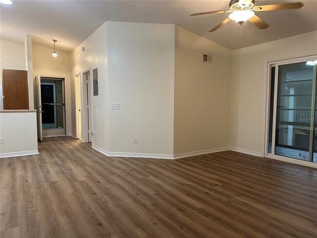 Foto del edificio - 6019 Scotchwood Glen