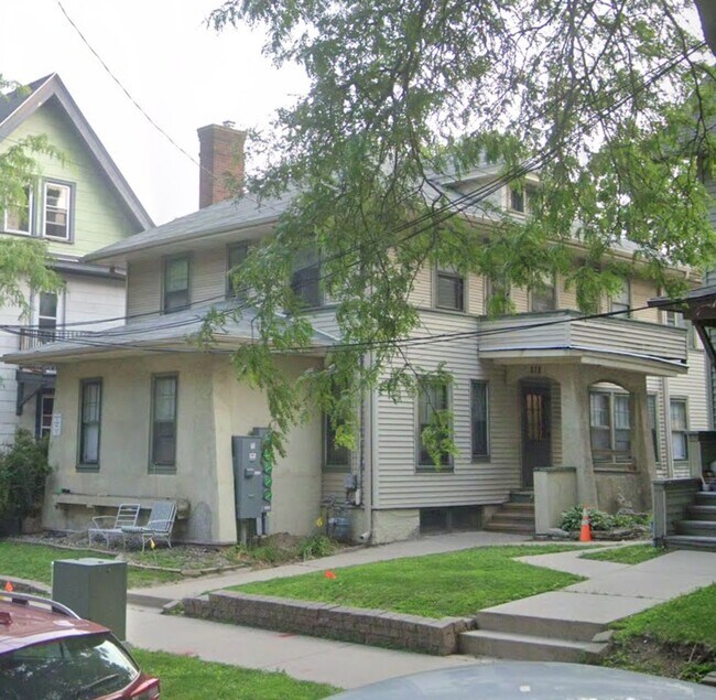 Foto del edificio - 315 N Franklin St