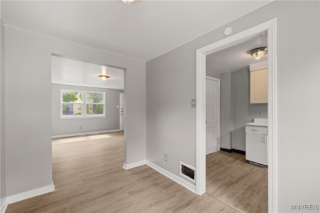 Foto del edificio - 714 Taunton Pl