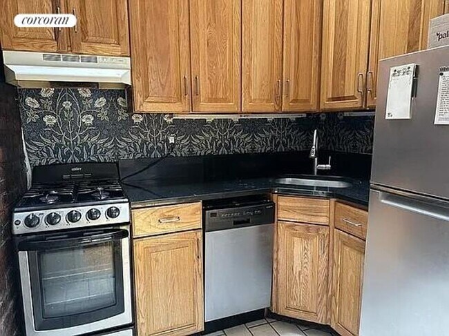 Foto del edificio - 213 W 21st St
