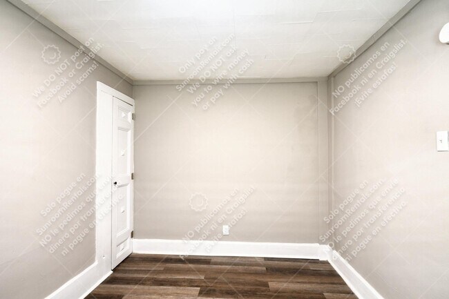 Foto del edificio - 5955 Rawles Ave 5955