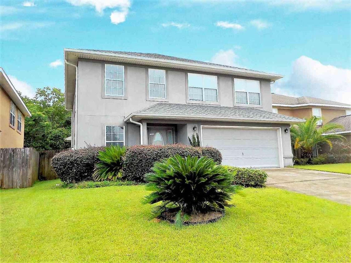 3352 Wasatch Range Loop, Pensacola, FL 32526 House for Rent in