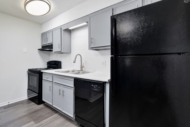 Cypress - Kitchen - Magnolia Row