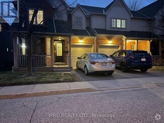 Building Photo - 5223-5223 Fairford Crescent