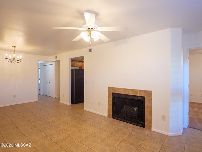 Foto del edificio - 5855 N Kolb Rd