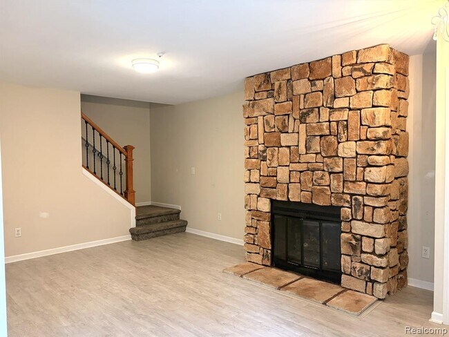 Foto del edificio - 41090 Southwind Dr