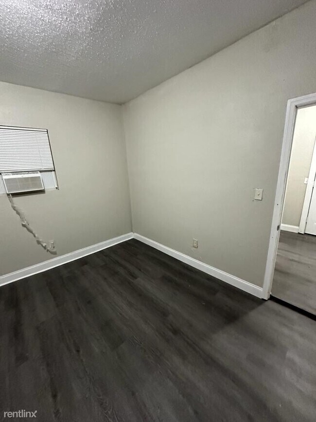 Building Photo - 2 br, 1 bath House - 940 Marvin C Zanders ...