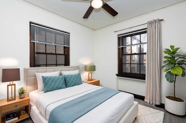 Building Photo - The Sylrose