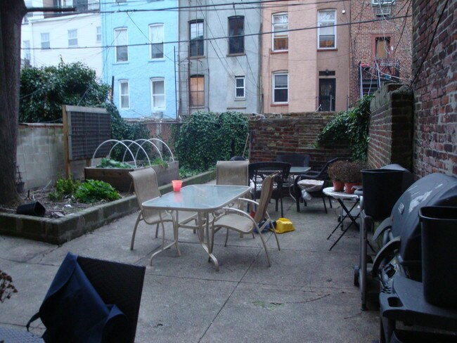 Building Photo - 475 Hicks St