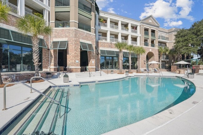 Building Photo - Simmons Park