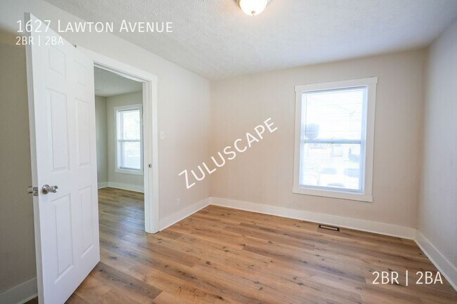 Building Photo - 1627 Lawton Ave