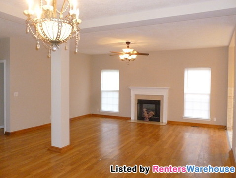 Building Photo - 1557 Bridgecrest Dr