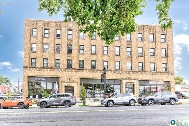 Building Photo - 1458 Northampton St