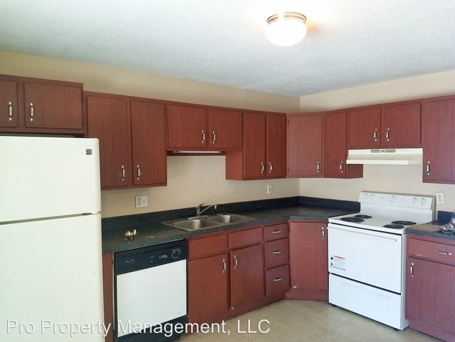 Building Photo - 115 Wedgewood Dr