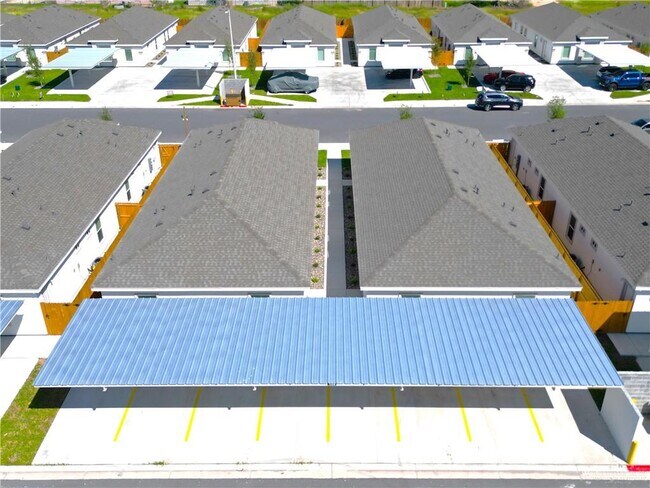 Foto del edificio - 25 Shavano Dr