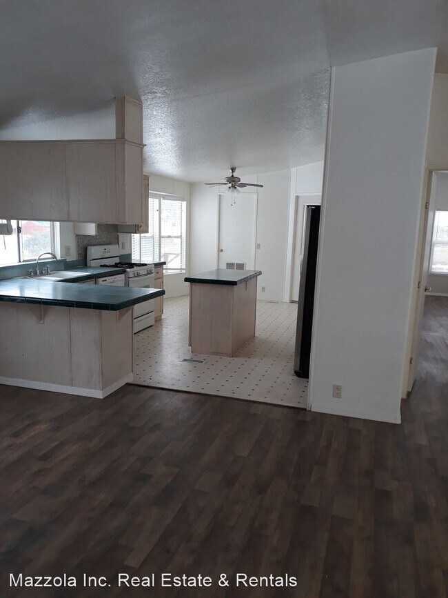 Building Photo - 3 br, 2 bath House - 19 Dinkle Rd