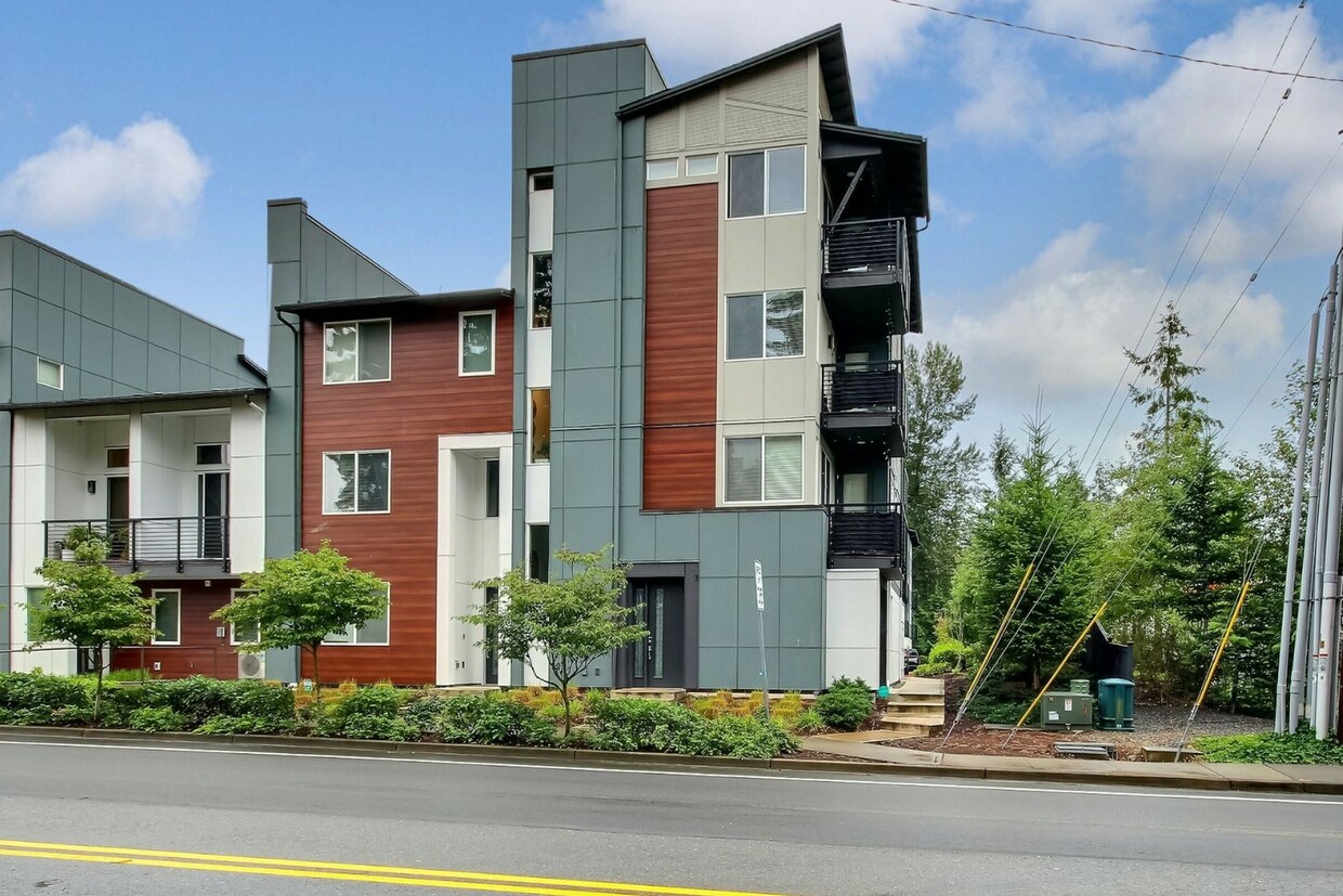 Foto principal - Stunning Modern Townhome in Sammamish!