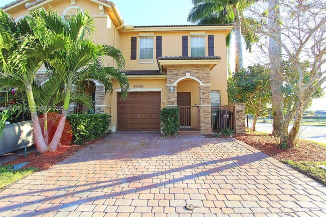 Building Photo - 9390 SW 222nd Way