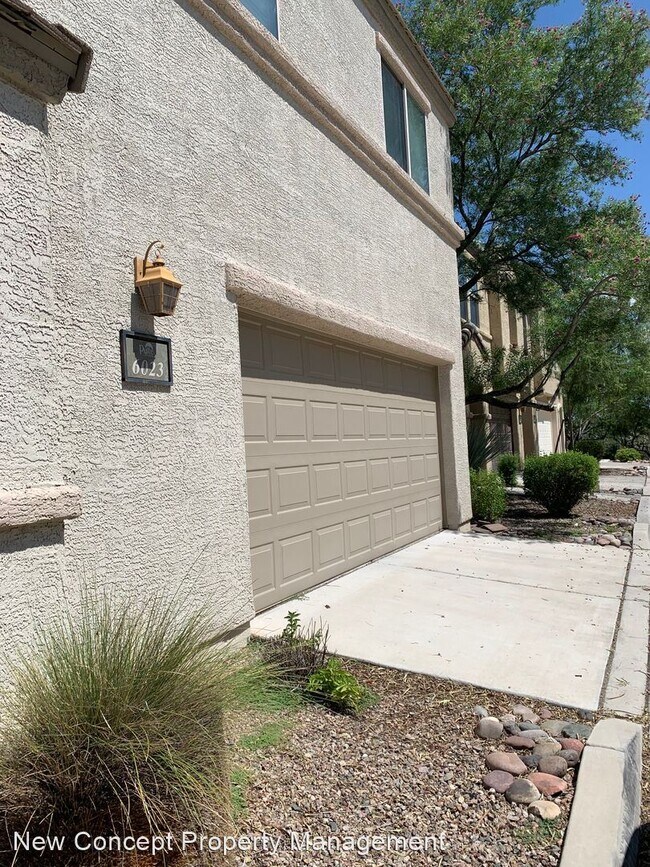 Building Photo - 4 br, 2.5 bath House - 6023 S Hawks Hollow Ct