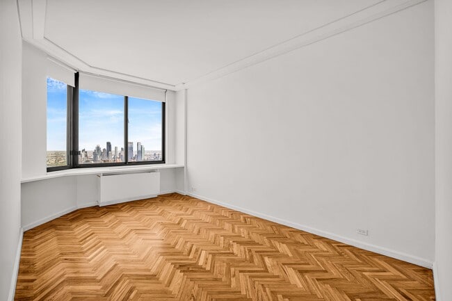 Foto del edificio - 200-210 E 65th St