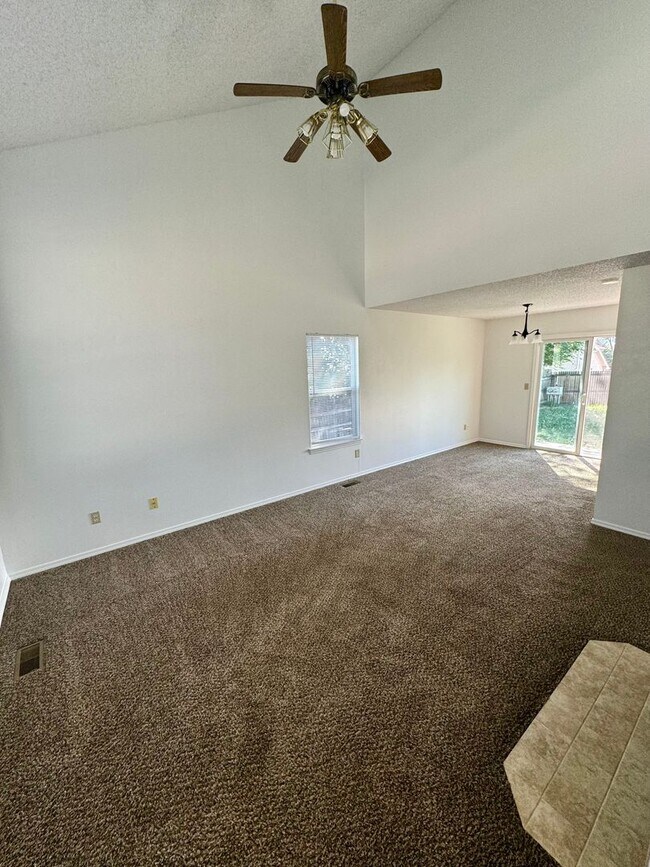 Foto del edificio - Lovely 3 bedroom/2 bath home in Fountain V...