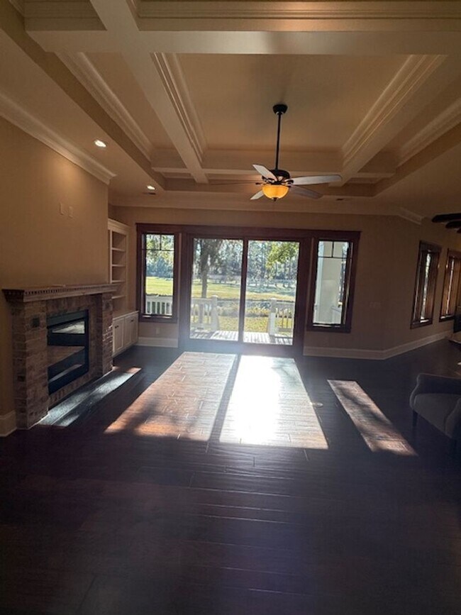 Foto del edificio - 128 Timber Ln