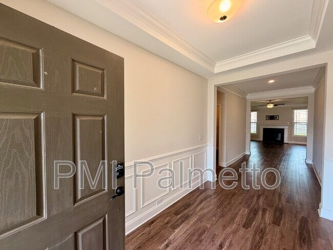 Foto del edificio - 628 Colston Rd