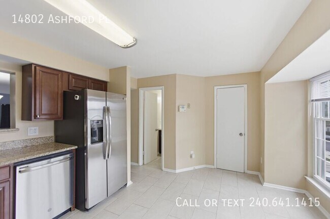 Foto del edificio - 14802 Ashford Pl