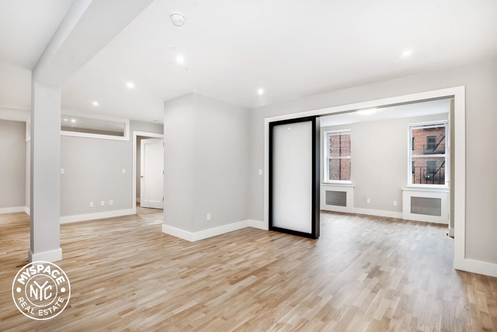 Foto del edificio - 150 Ludlow St