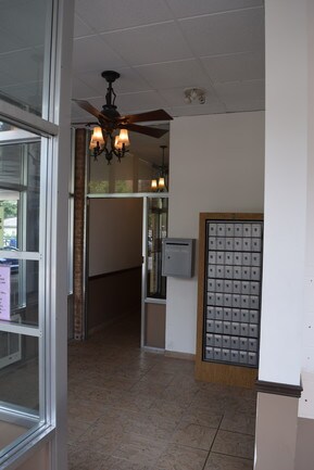 Building Photo - 3530 Miami St