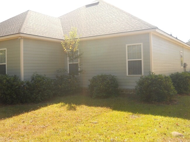 Building Photo - Great home in the city in the Vineyards S/D!