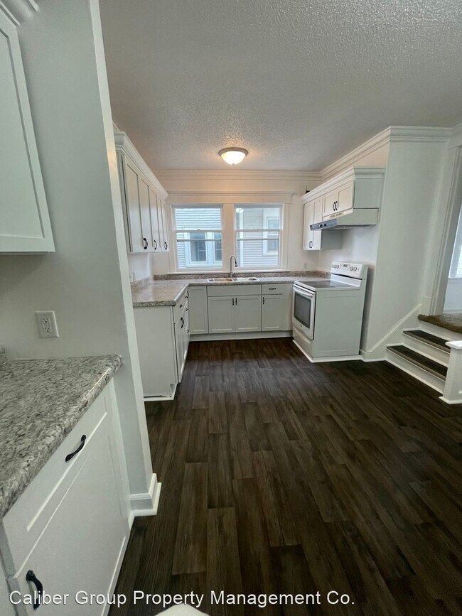 Building Photo - 4 br, 2 bath House - 624 Kimball Ave