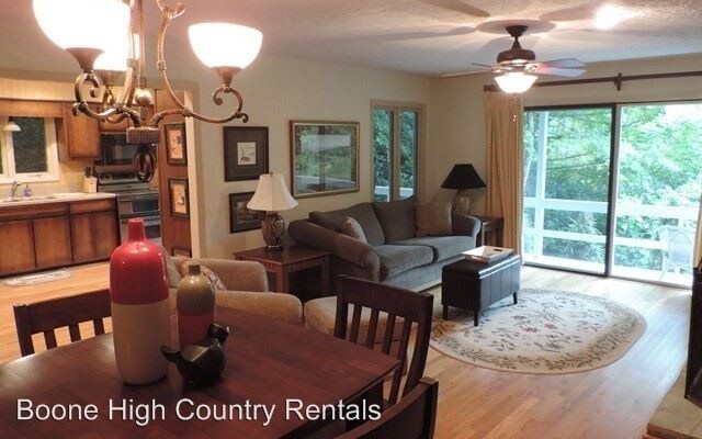 Building Photo - 2 br, 2.5 bath House - 250 A Fir Unit 1