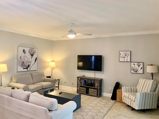 Foto del edificio - 3505 Fairway Dr N