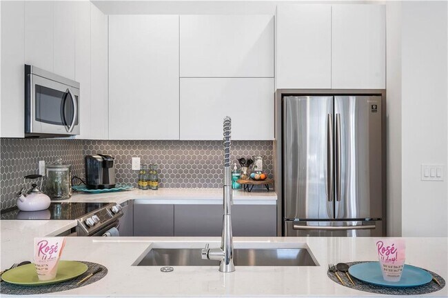 Foto del edificio - 1155 Custer Ave SE