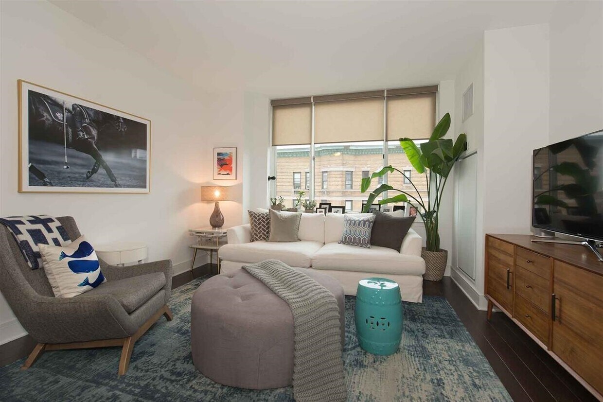 Foto principal - 1100 Maxwell Ln