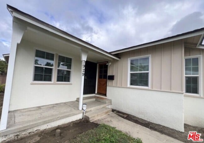 Building Photo - 7929 Adoree St