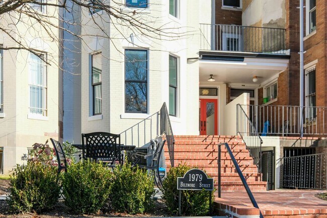 Foto del edificio - 1979 Biltmore St NW