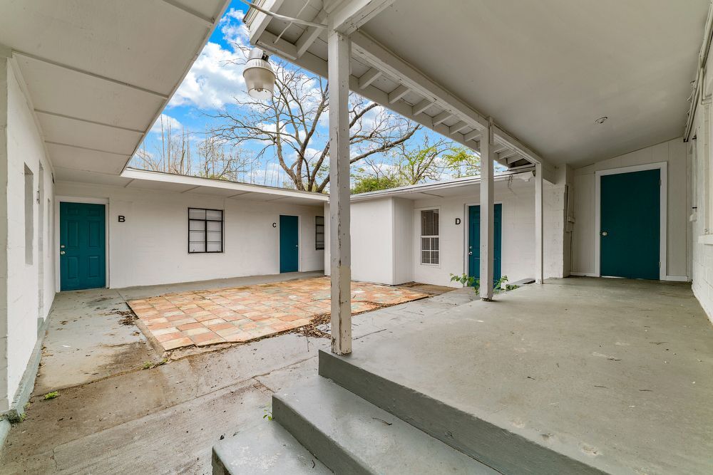 Primary Photo - 226 Belmont D San Antonio TX 78202