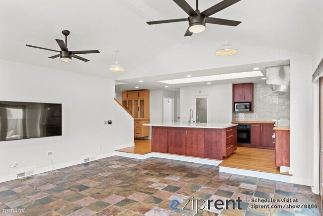 Building Photo - 4 br, 3 bath House - 475 Roading Dr, San J...