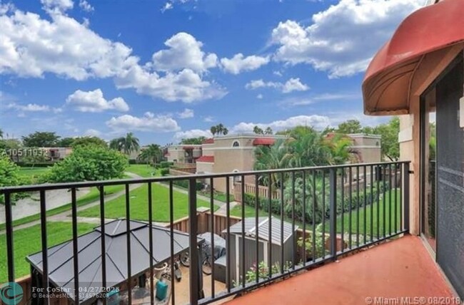 Foto del edificio - 8248 Severn Dr