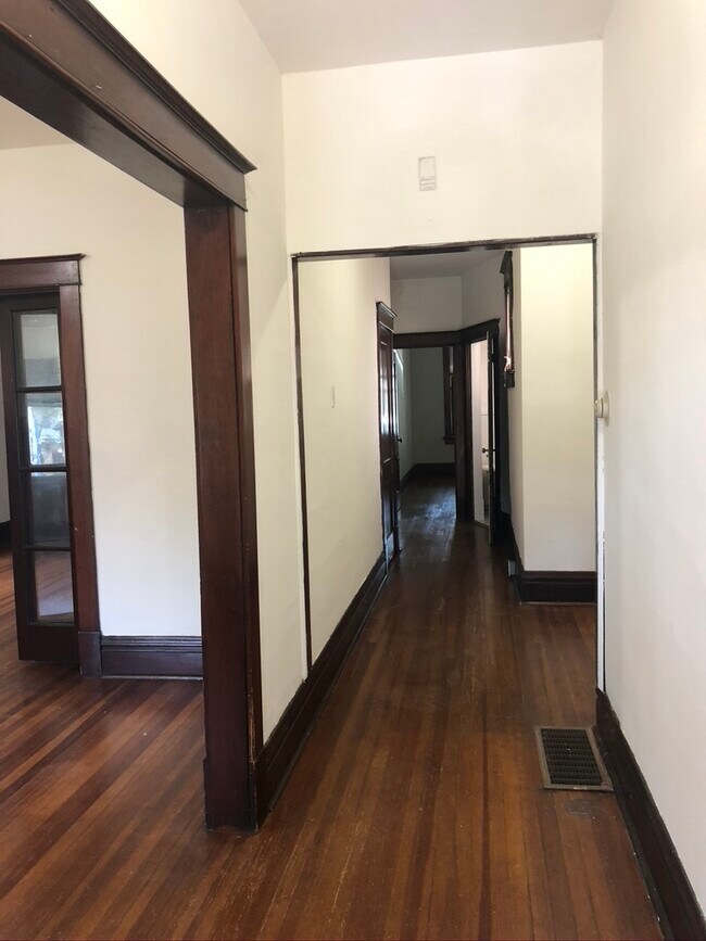 Hallway - 6620 Vermont Ave