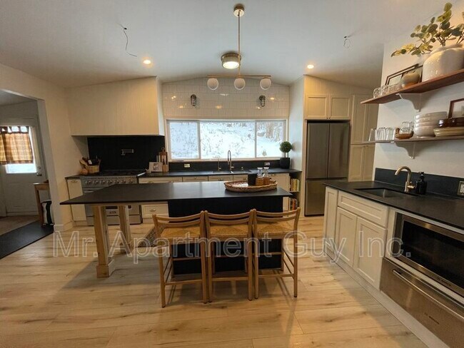 Photo du bâtiment - 91 Main St W