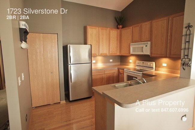 Foto del edificio - 1723 Silverstone Dr